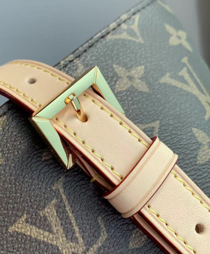 Louis Vuitton Piano M12095 Brown